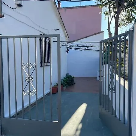度假居 Preciosa Casa Entera Con Patio 萨尔萨德格拉纳迪利亚