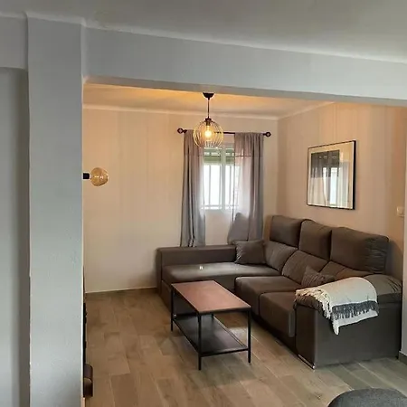 Preciosa Casa Entera Con Patio